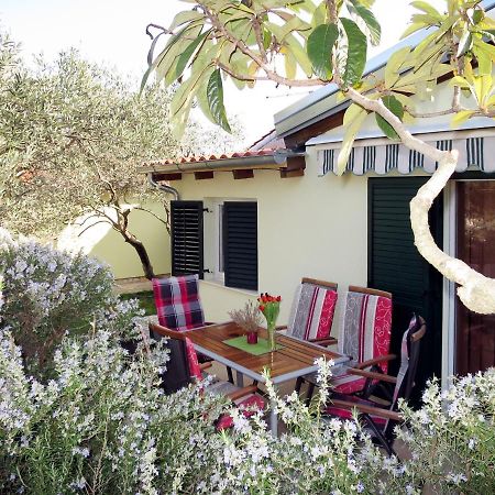 Holiday Home Camp Marko - Roz338 By Interhome Zečevo Eksteriør bilde