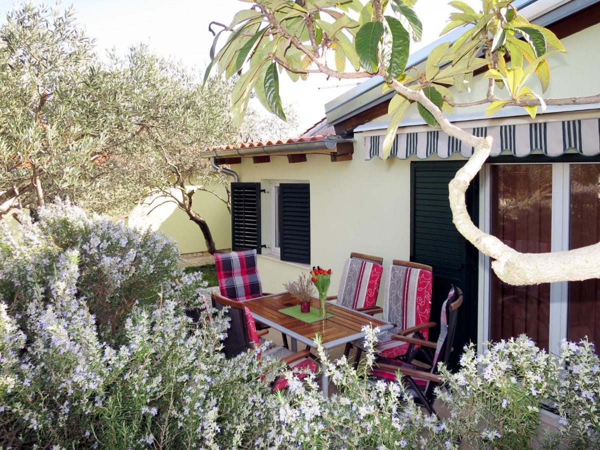 Holiday Home Camp Marko - Roz338 By Interhome Zečevo Eksteriør bilde